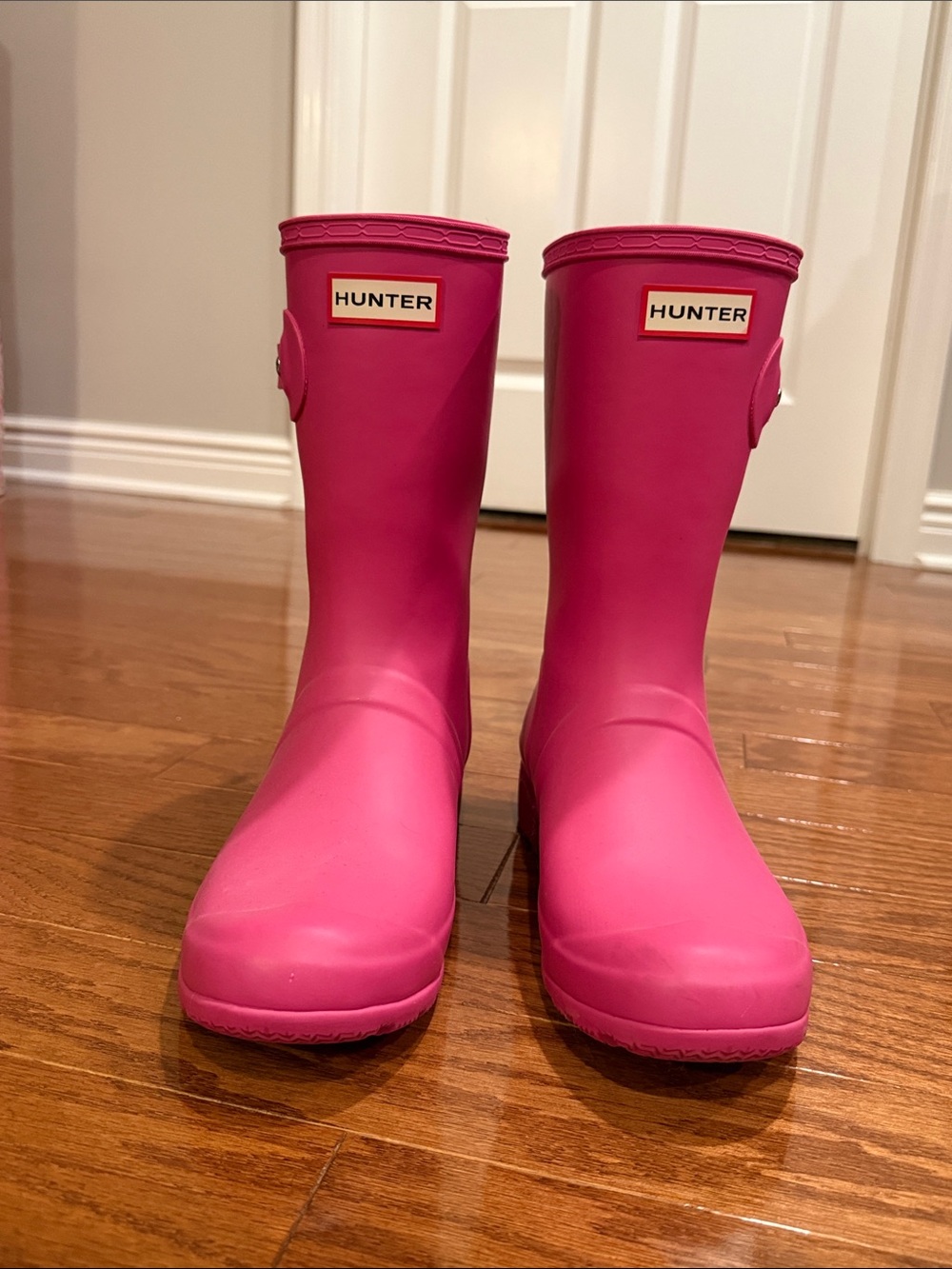 Hunter Women’s Hot Pink Mid-Calf Rain Boots